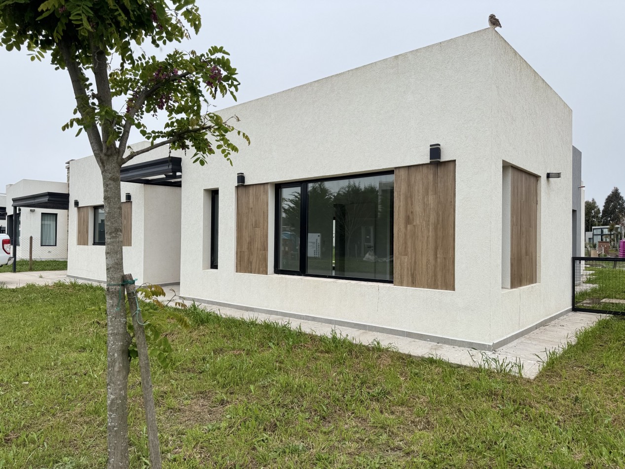 OPORTUNIDAD CASA A ESTRENAR A LA VENTA EN EL BARRIO PRIVADO RUMENCO JOVEN