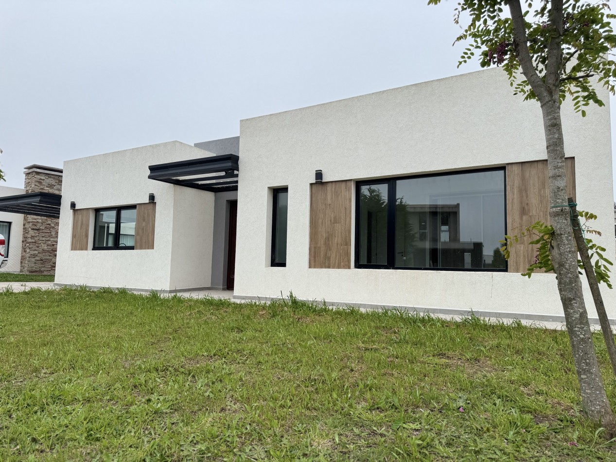 OPORTUNIDAD CASA A ESTRENAR A LA VENTA EN EL BARRIO PRIVADO RUMENCO JOVEN