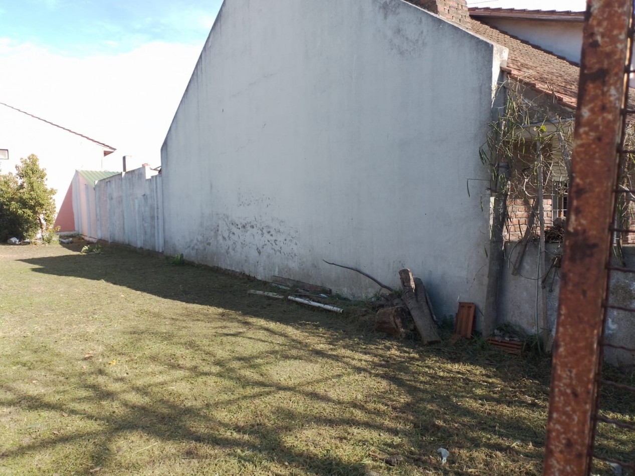 RETASADO!!! VENTA HERMOSO LOTE SOBRE CALLE ROCA BARRIO BERNARDINO RIVADAVIA A 3 CUADRAS DE AV JARA