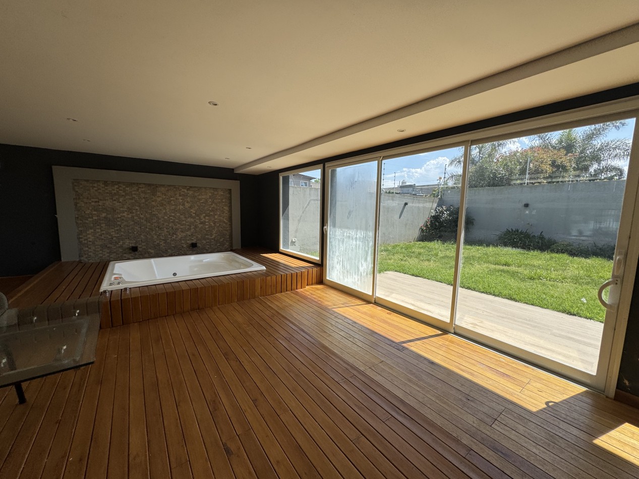 HERMOSA CASA 5 AMB CON JACUZZI Y SAUNA EN LOS PINARES