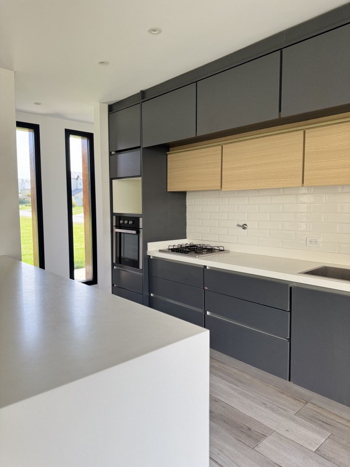 VENTA EN RUMENCO MODERNA CASA 4 AMB CON PISCINA