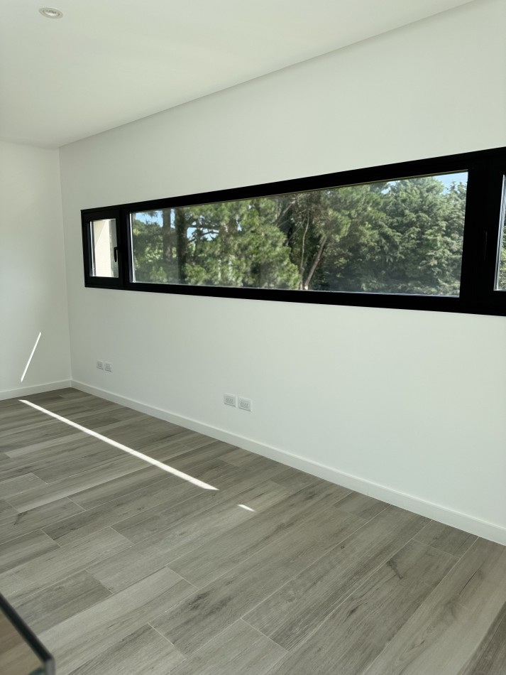 VENTA EN RUMENCO MODERNA CASA 4 AMB CON PISCINA
