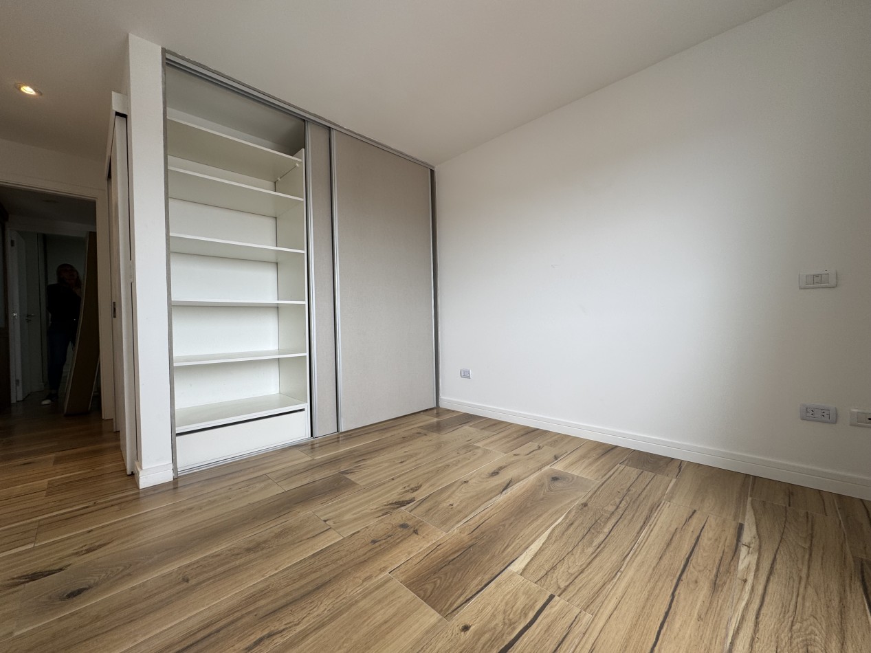 VENTA EXCELENTE DEPTO 3 AMB CON TERRAZA PRIVADA