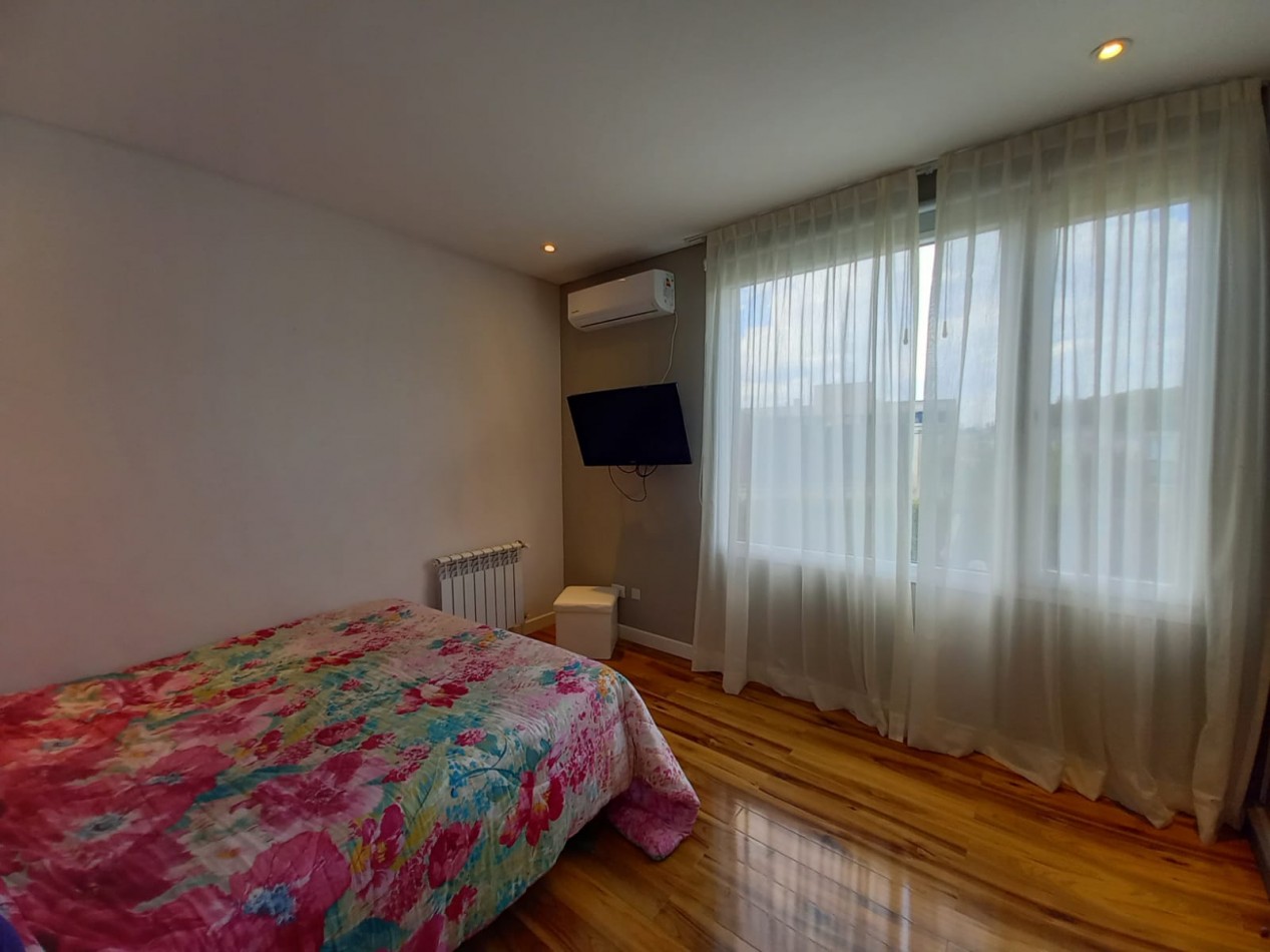 CASA CON PISCINA EN ALQUILER DE MARZO A DICIEMBRE