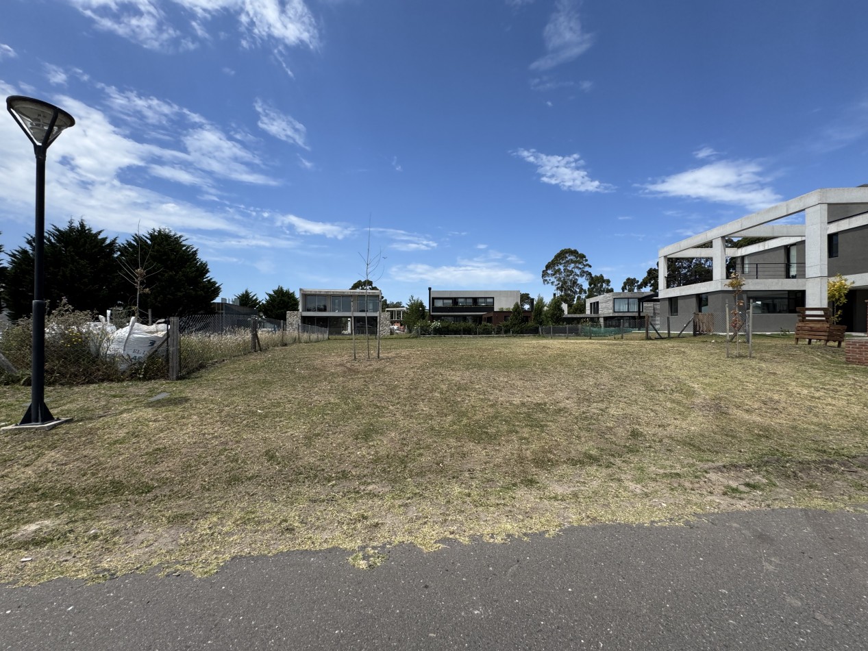 LOTE EN VENTA EN EL BARRIO PRIVADO RUMENCO JOVEN