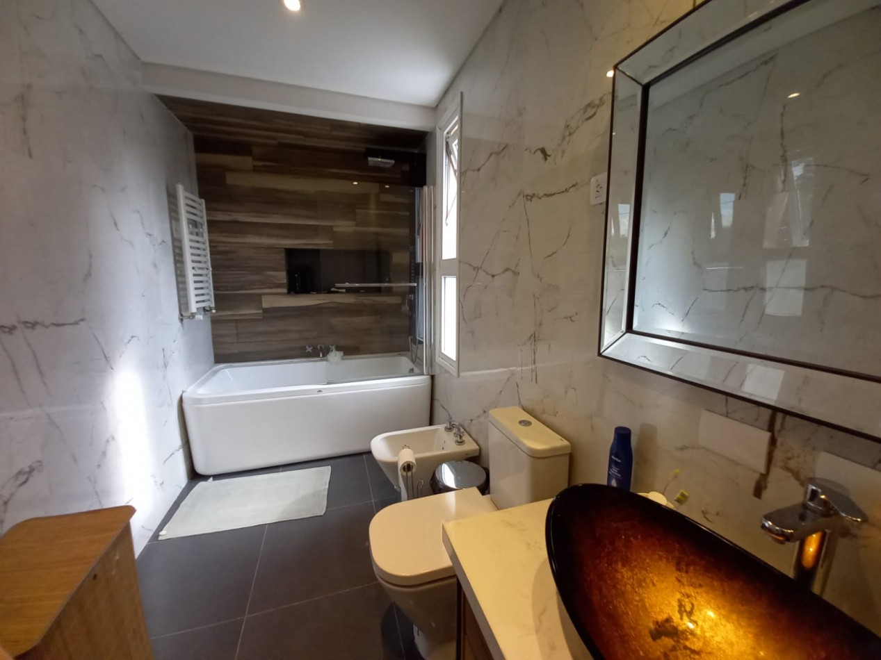 CASA CON PISCINA EN ALQUILER DE MARZO A DICIEMBRE