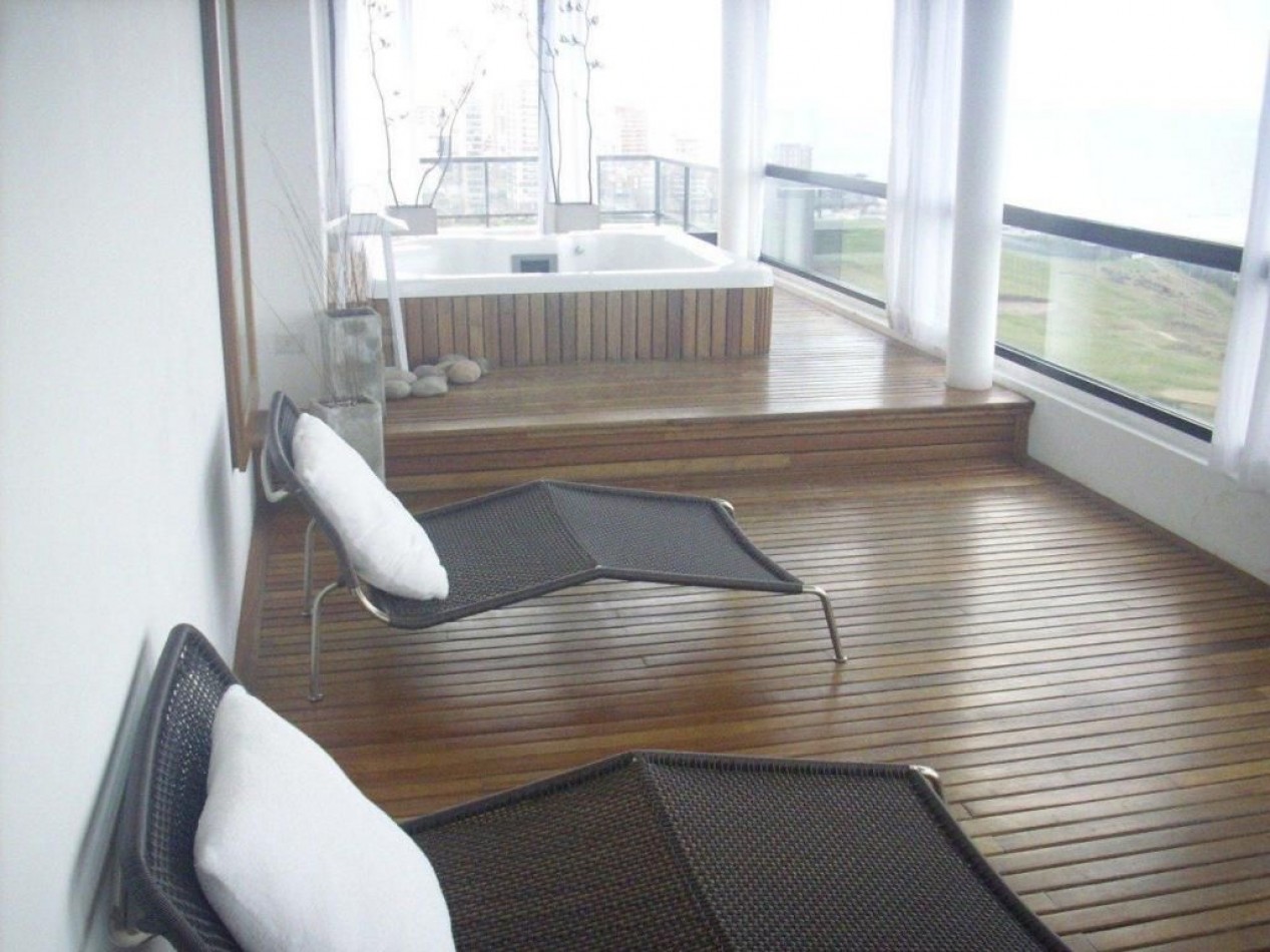 DEPARTAMENTO DE CATEGORIA 4 AMBIENTES CON AMENITIES PLAYA GRANDE EN ALQUILER