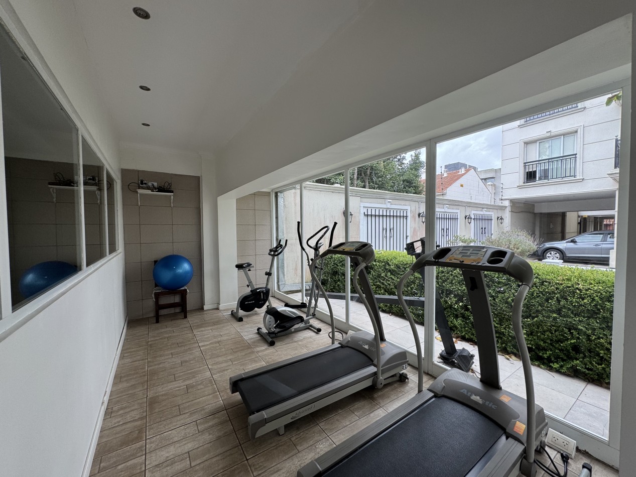 VENTA DEPTO 4 AMBIENTES MAS OFFICE CON BALCON Y COCHERA