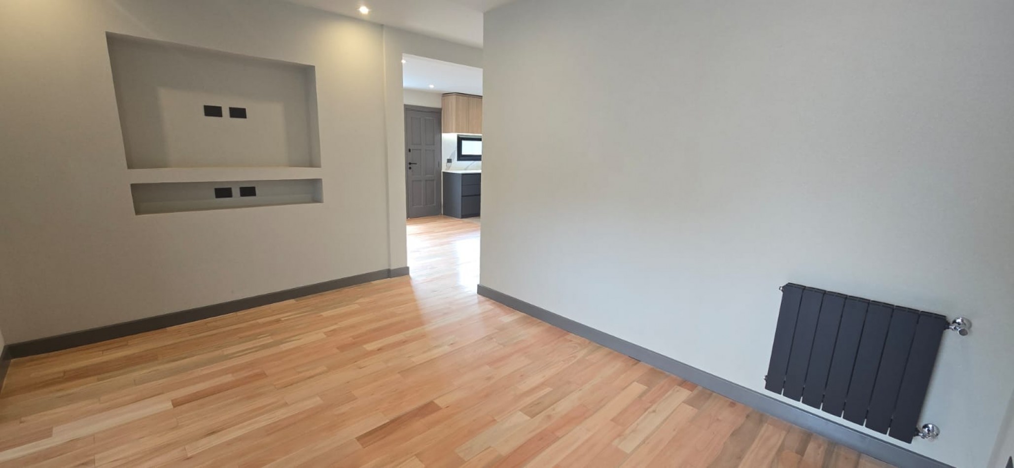 IMPERDIBLE!!! CHALET 3 AMB C GRAN PATIO y PISCINA RECICLADA A NUEVO PARQUE LURO