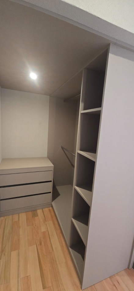 IMPERDIBLE!!! CHALET 3 AMB C GRAN PATIO y PISCINA RECICLADA A NUEVO PARQUE LURO