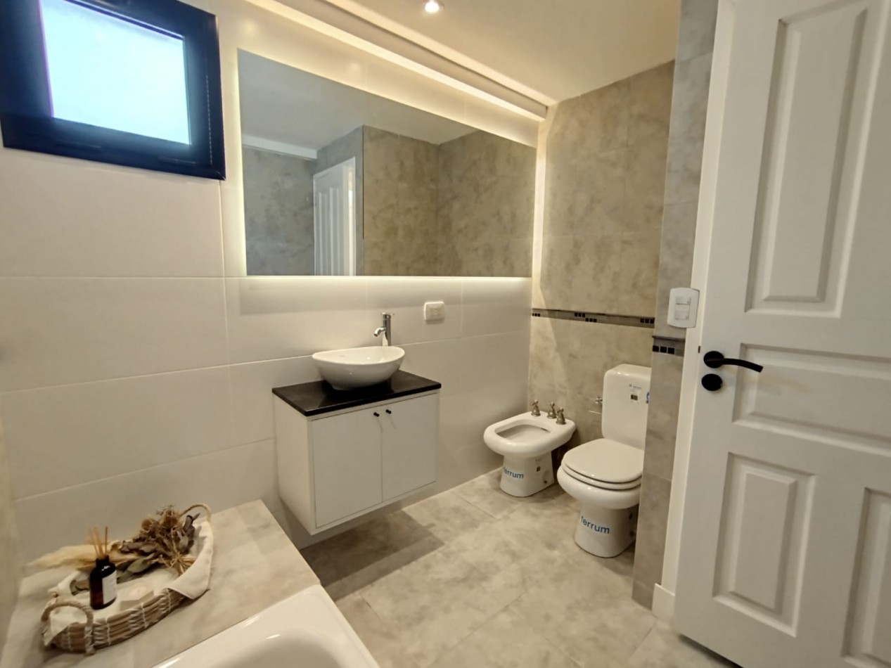 INCREIBLE DUPLEX 4 AMB RECICLADO A NUEVO LA PERLA