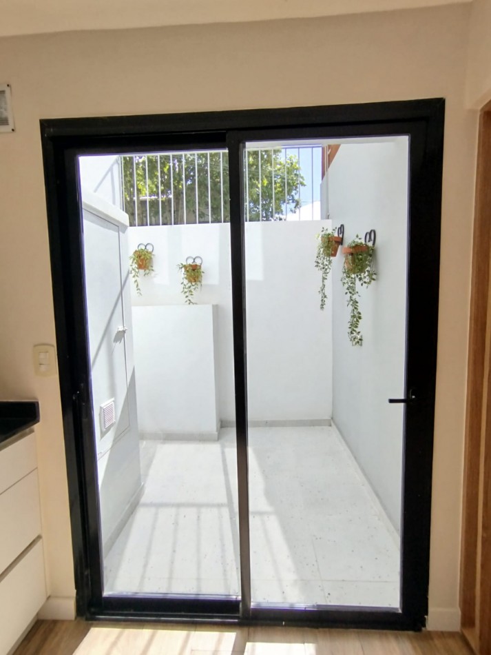 INCREIBLE DUPLEX 4 AMB RECICLADO A NUEVO LA PERLA
