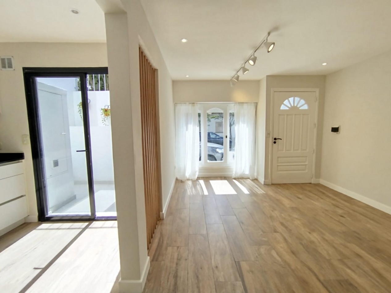 INCREIBLE DUPLEX 4 AMB RECICLADO A NUEVO LA PERLA