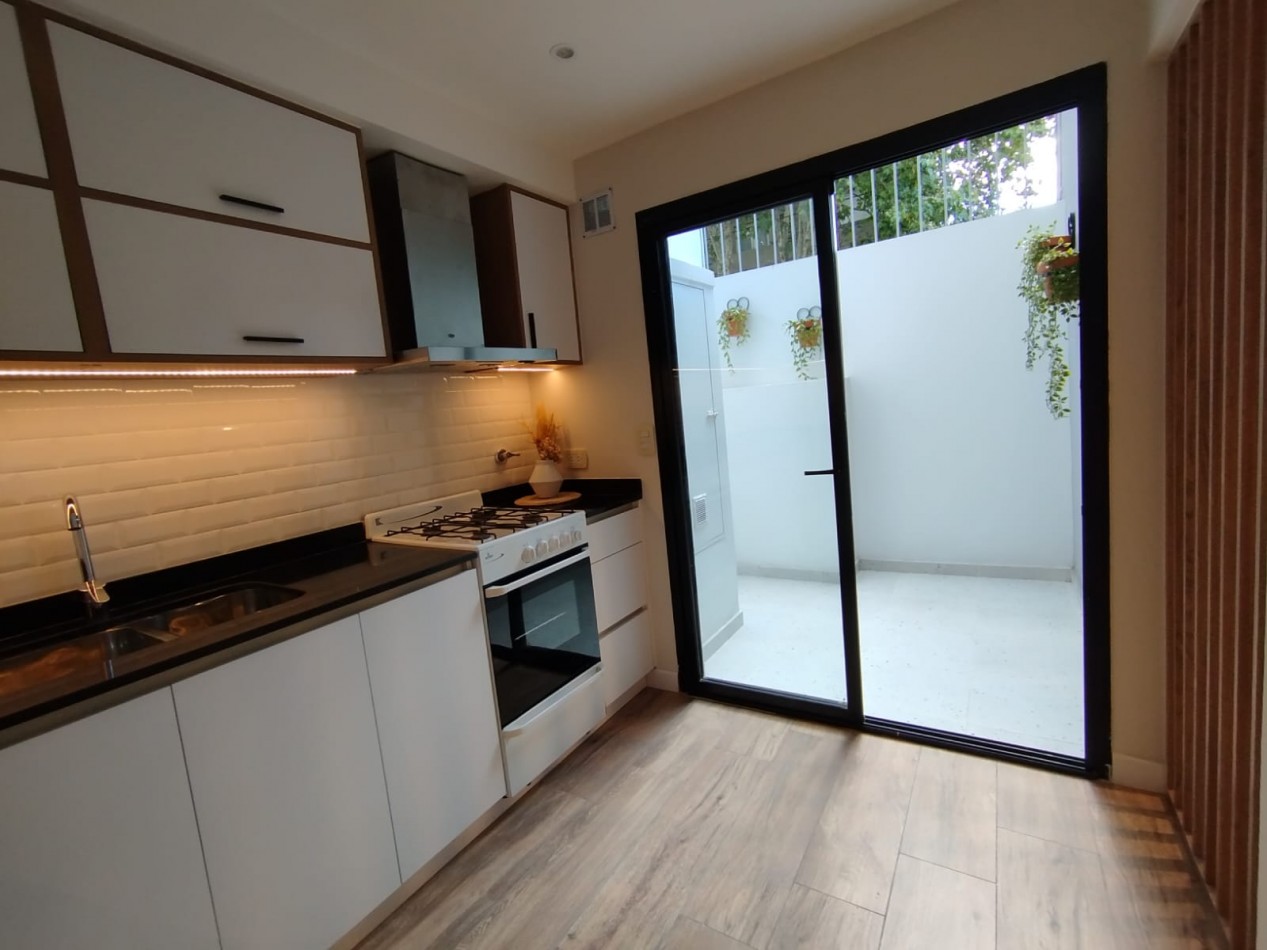INCREIBLE DUPLEX 4 AMB RECICLADO A NUEVO LA PERLA