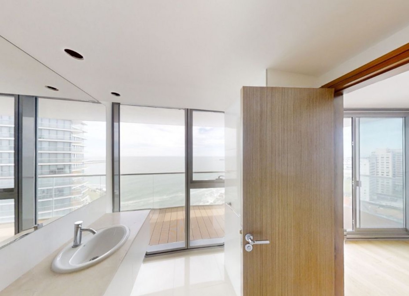 MARAL EXPLANADA!!! VISTA AL MAR PENTHOUSE 5 AMB FULL AMENITIES PLAYA CHICA