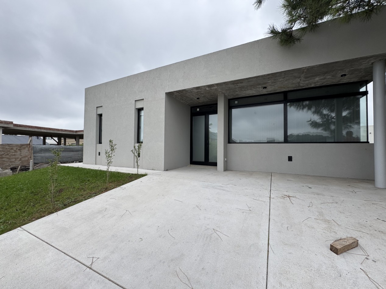 CASA EN ALQUILER 24 MESES CON PISCINA EN RUMENCO JOVEN