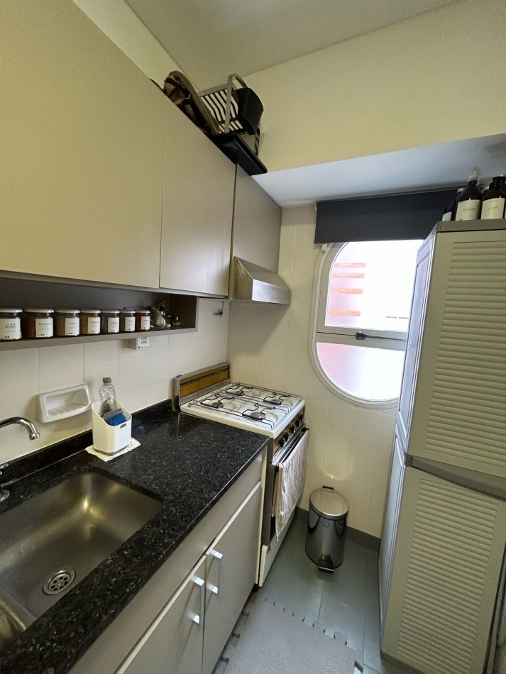 VENTA APTO CREDITO IMPECABLE DEPARTAMENTO 2 AMB RECICLADO CON GRAN BALCON
