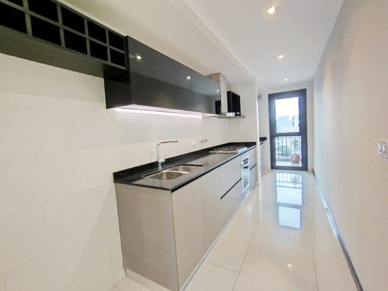 DEPTO 3 AMB A LA CALLE COCHERA, BAULERA y AMENITIES ZONA GUEMES!!!