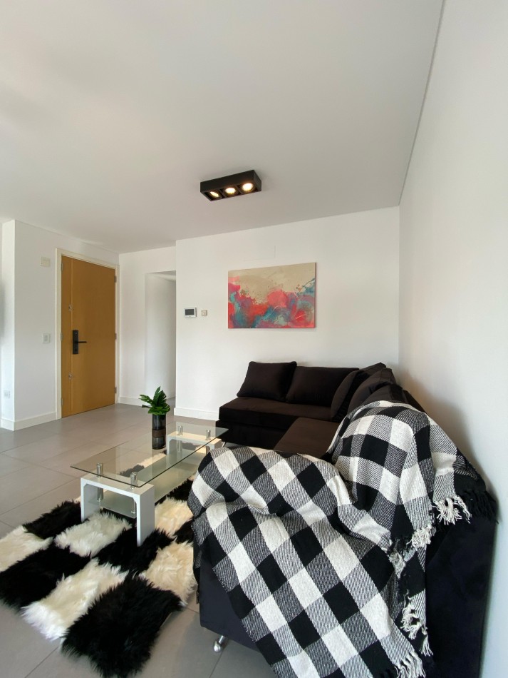 MODERNO DEPTO 3 AMB CON BALCON SALIENTE Y COCHERA AMOBLADO C QUINCHO Y JACUZZI CHAUVIN