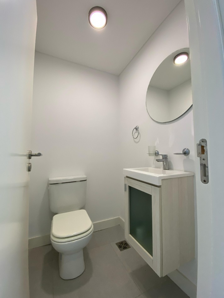 MODERNO DEPTO 3 AMB CON BALCON SALIENTE Y COCHERA AMOBLADO C QUINCHO Y JACUZZI CHAUVIN