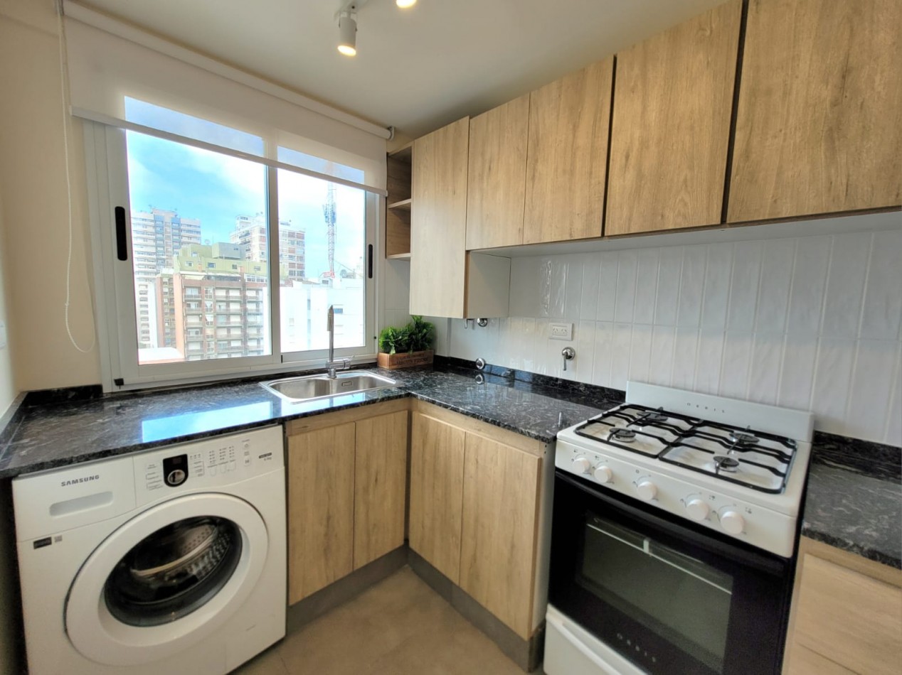 ESPECTACULAR DEPTO 2 AMB C BALCON/COCHERA/ TERRAZA RECICLADO PLAZA COLON