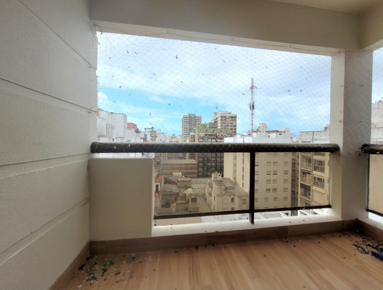 ESPECTACULAR DEPTO 2 AMB C BALCON/COCHERA/ TERRAZA RECICLADO PLAZA COLON
