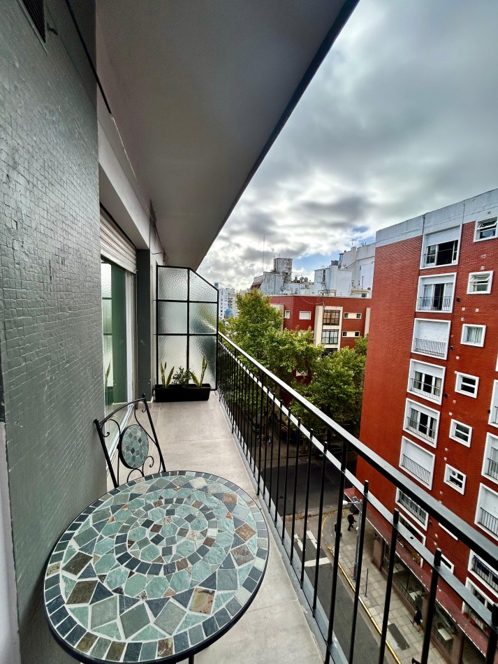 MONOAMBIENTE TIPO LOFT AL FTE CON BALCON RECICLADO CENTRO