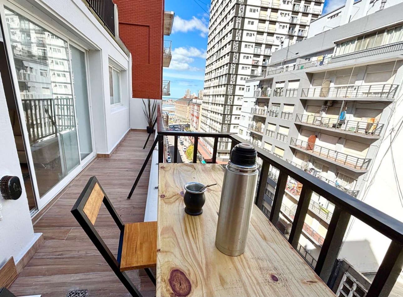 VISTA LAT AL MAR!!! DEPTO 2 AMB C BALCON TERRAZA RECICLADO Y DECO CENTRO