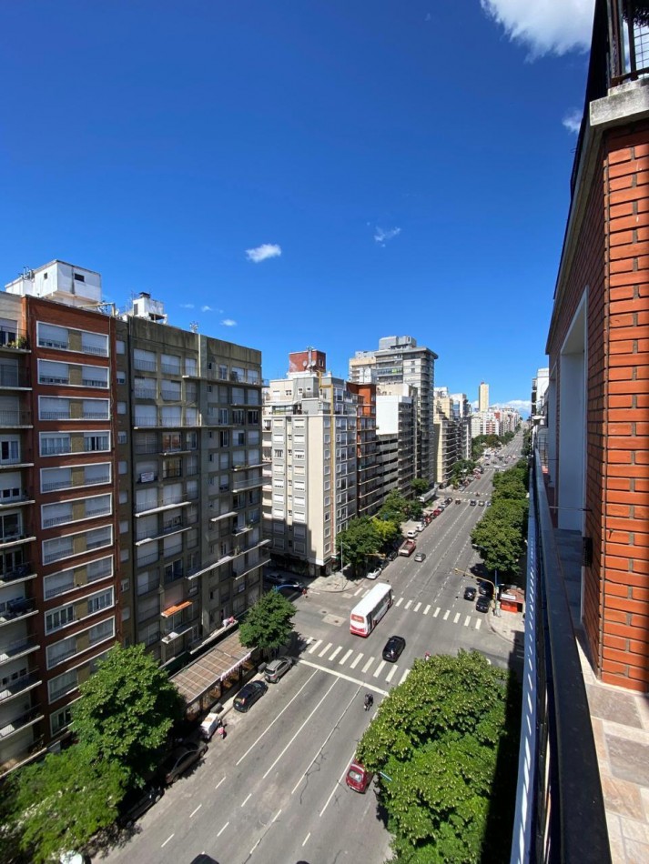 VISTA PANORAMICA DEPTO 3 AMB A LA CALLE C BALCON PLAZA COLON