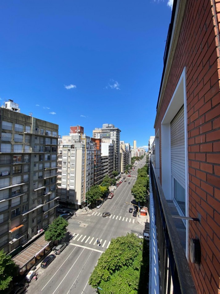 VISTA PANORAMICA DEPTO 3 AMB A LA CALLE C BALCON PLAZA COLON