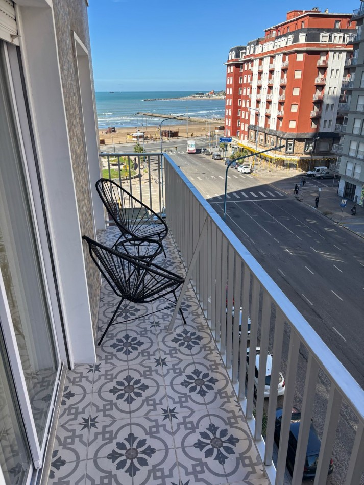 VISTA LATERAL AL MAR Y A PASOS DE LA PLAYA!!! DEPTO 3 AMB C BALCON RECICLADO Y EQUIPADO PUNTA IGLESIA