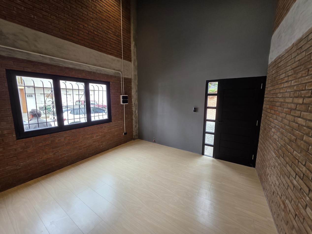 MODERNO DUPLEX 2 AMB C DOBLE ALTURA Y PATIO SAN JOSE