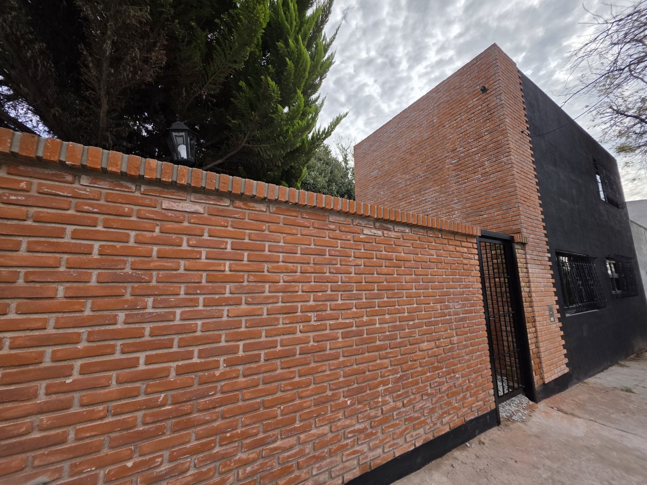 MODERNO DUPLEX 2 AMB C DOBLE ALTURA Y PATIO SAN JOSE