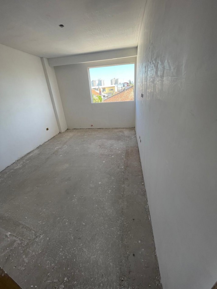 EDIFICIO GRIFF FINANCIADO!!! DEPTOS 2 Y 3 AMB C COCHERA ENTREGA AGO 2025 VILLA PRIMERA