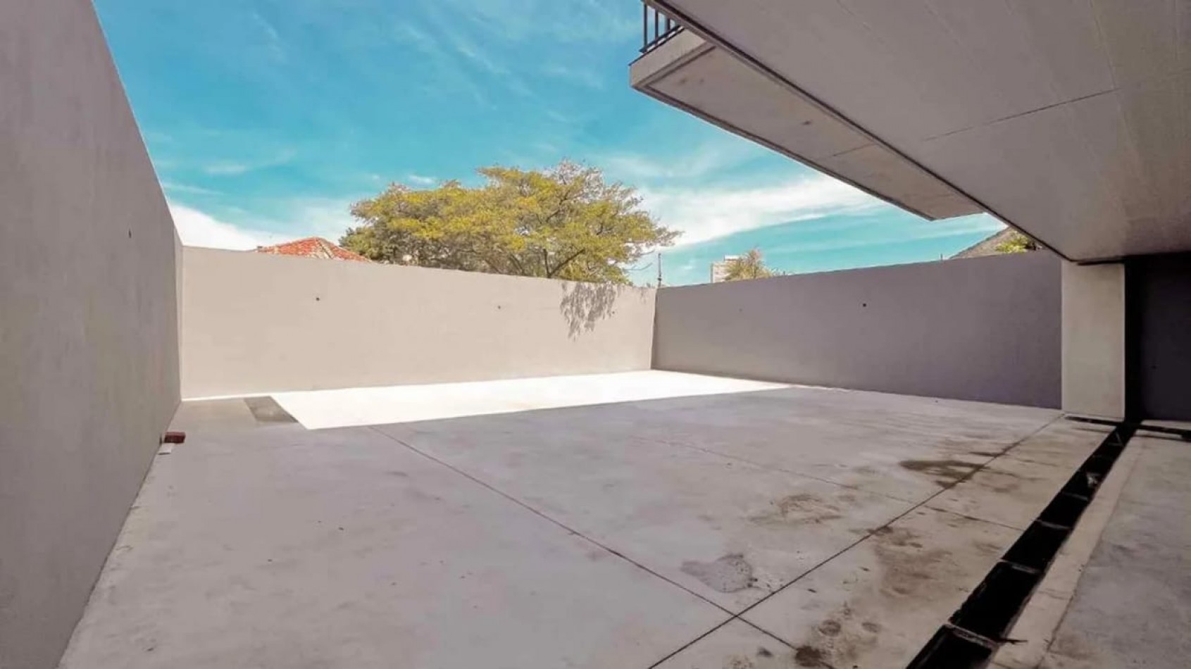 EDIFICIO GRIFF FINANCIADO!!! DEPTOS 2 Y 3 AMB C COCHERA ENTREGA AGO 2025 VILLA PRIMERA