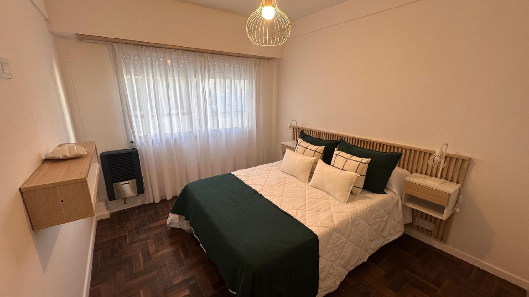 IMPERDIBLE DEPTO 2 AMB AL FTE C BALCON RECICLADO Y AMOBLADO CENTRO