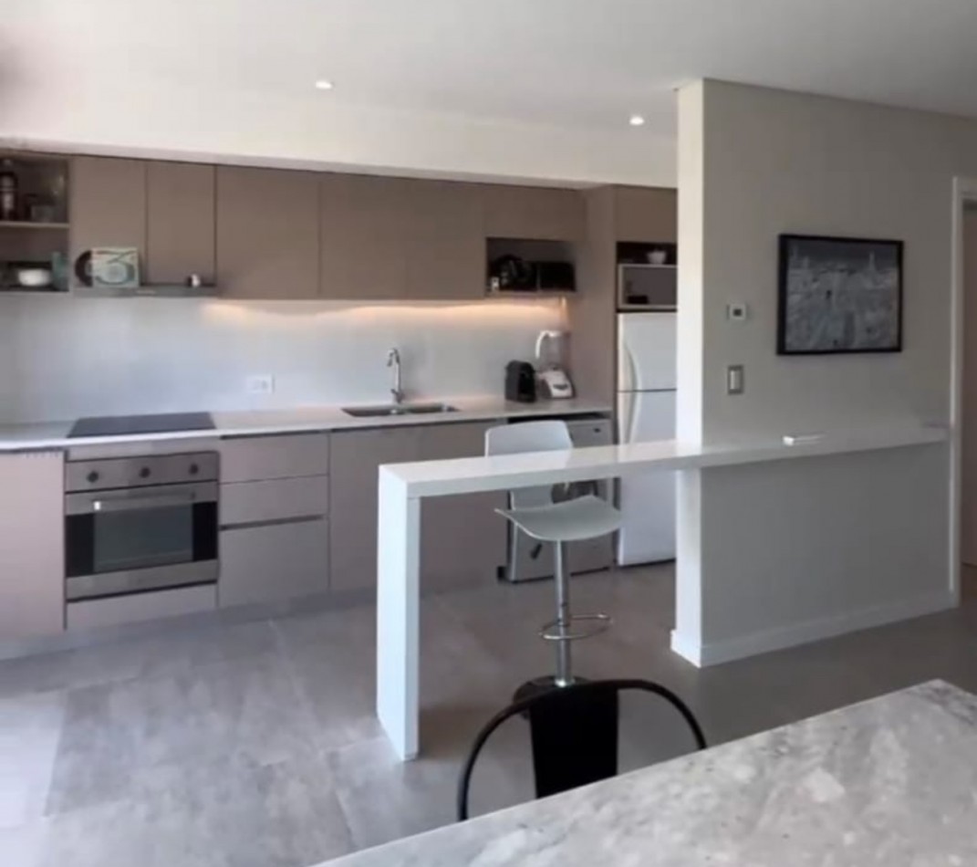 BONJO 9 PURO DISEÑO!!! SEMIPISO 2 AMB A ESTRENAR C BALCON PLAZA MITRE