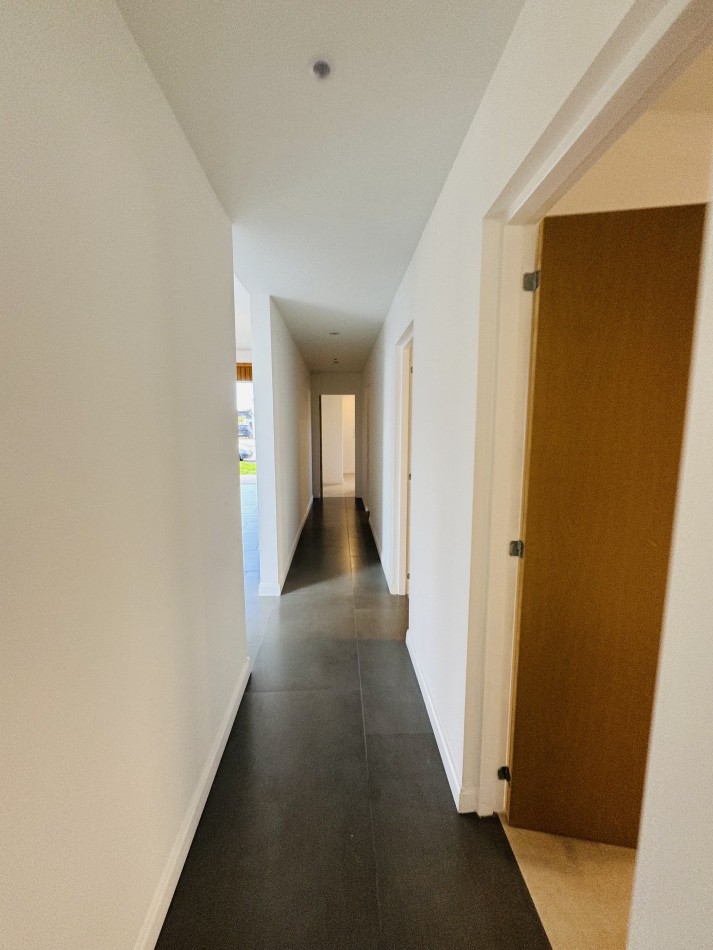 CASA 4 AMB EN VENTA EN RUMENCO JOVEN: PISCINA, JARDIN Y DETALLES DE CALIDAD