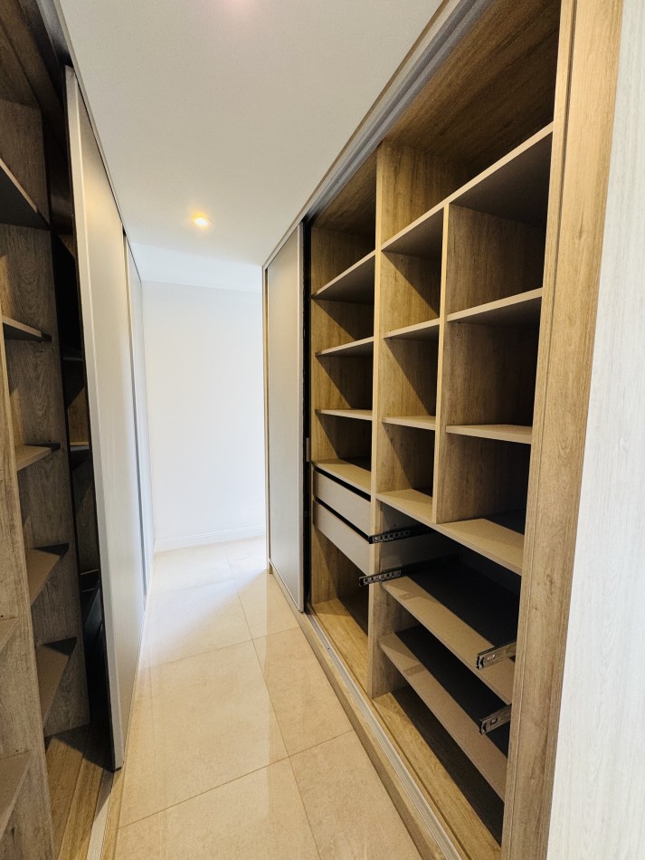 CASA 4 AMB EN VENTA EN RUMENCO JOVEN: PISCINA, JARDIN Y DETALLES DE CALIDAD