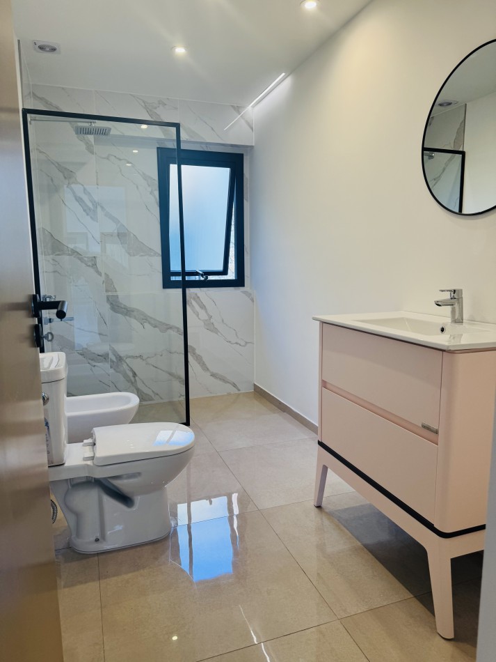CASA 4 AMB EN VENTA EN RUMENCO JOVEN: PISCINA, JARDIN Y DETALLES DE CALIDAD