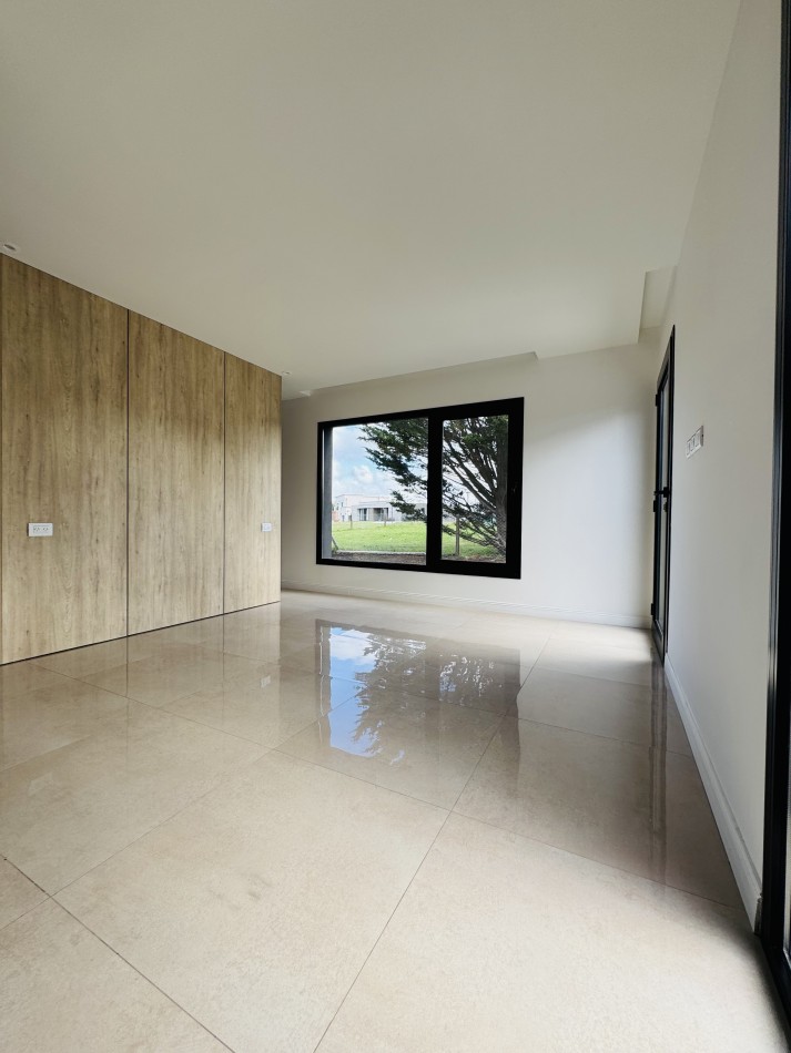 CASA 4 AMB EN VENTA EN RUMENCO JOVEN: PISCINA, JARDIN Y DETALLES DE CALIDAD