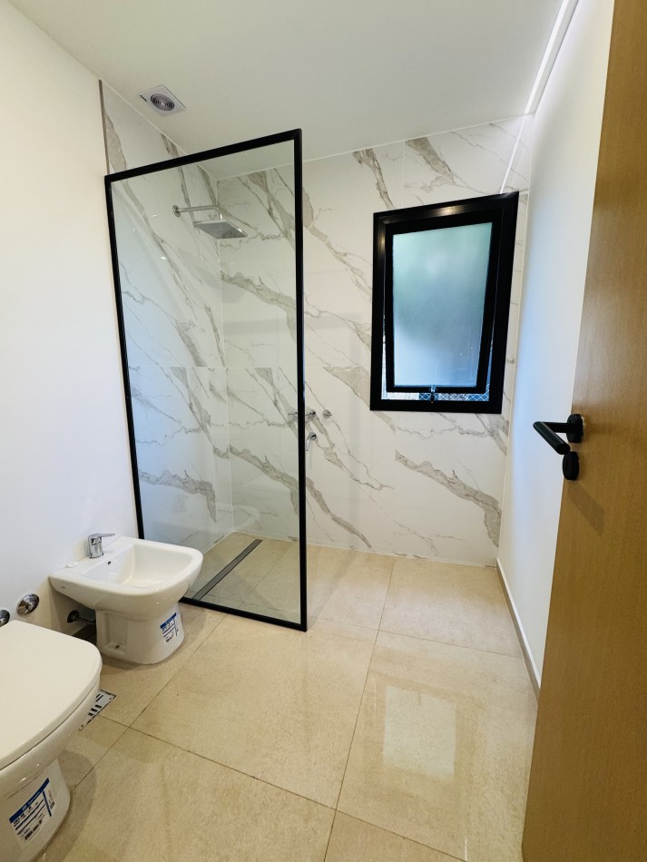 CASA 4 AMB EN VENTA EN RUMENCO JOVEN: PISCINA, JARDIN Y DETALLES DE CALIDAD