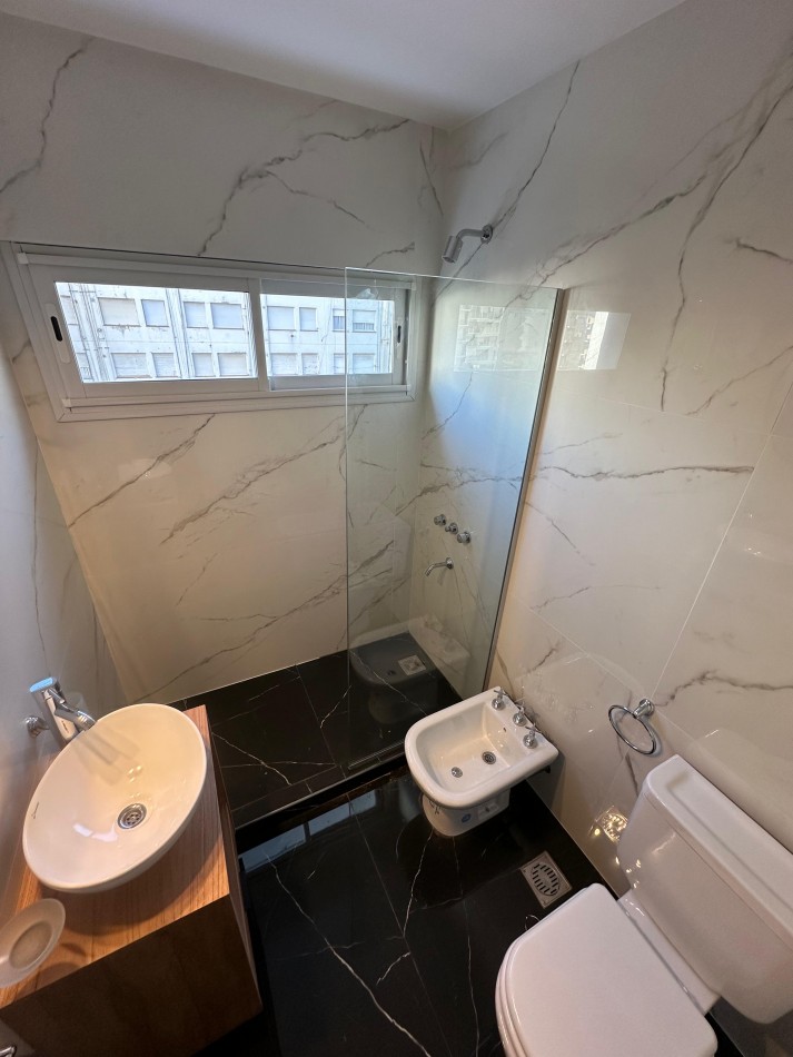 DEPARTAMENTO MODERNO EN VENTA 2 AMB ABSOLUTAMENTE RECICLADO Y MUY LUMINOSO!