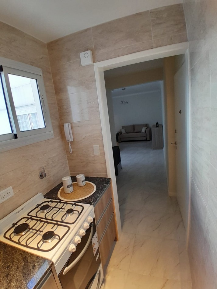 OPORTUNIDAD EN VENTA DEPARTAMENTO 2 AMB EN EL CORAZON DEL MICROCENTRO