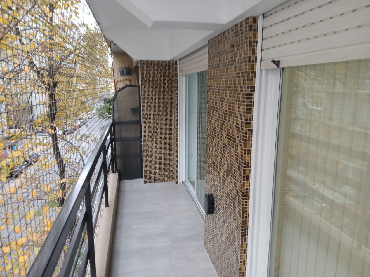 IMPECABLE DTO 2 AMBIENTES CON BALCON AL FRENTE EN VENTA ZONA ALDREY
