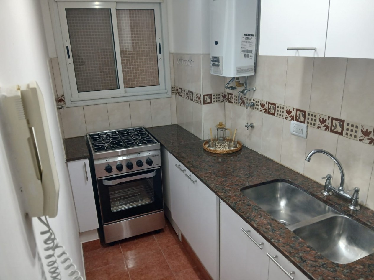 IMPECABLE DTO 2 AMBIENTES CON BALCON AL FRENTE EN VENTA ZONA ALDREY
