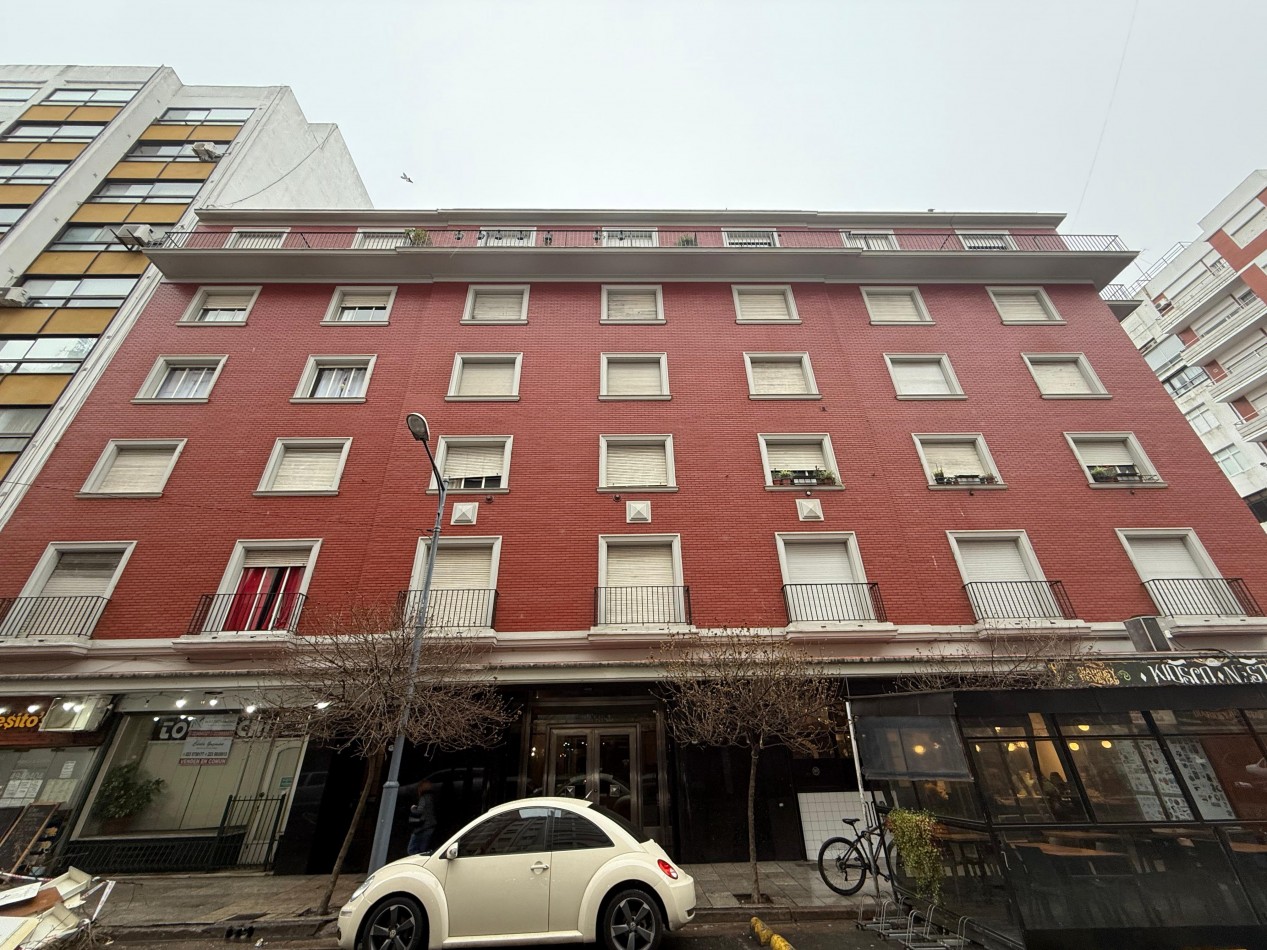 DEPTO 3 AMB C DEP CFTE ORIGINAL  EDIFICIO DE ESTILO Y CAT CENTRO