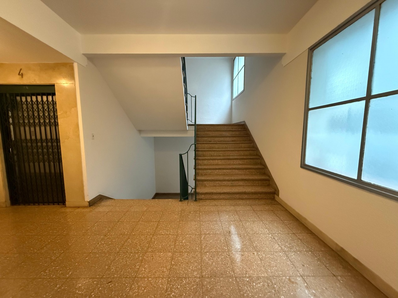 DEPTO 3 AMB C DEP CFTE ORIGINAL  EDIFICIO DE ESTILO Y CAT CENTRO
