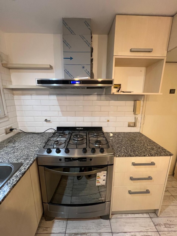 VENTA DEPARTAMENTO 3 AMB CON ESCRITORIO Y 2 ESPACIOS DE COCHERA PLAZA COLON