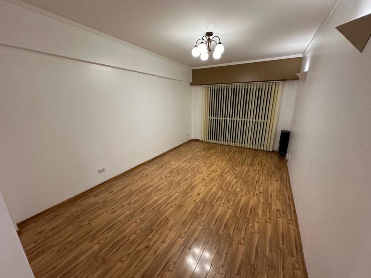 VENTA DEPTO 3 AMB A LA CALLE C BALCON Y COCHERA PLAZA MITRE 